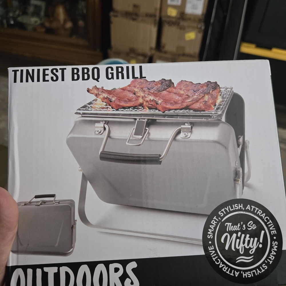 NIB MINI BBQ GRILL - Picture 2 of 4